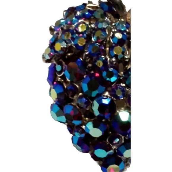 Vintage Red Aurora Borealis Rhinestones Encrusted Strawberry Brooch Silver Tone - Picture 7 of 11